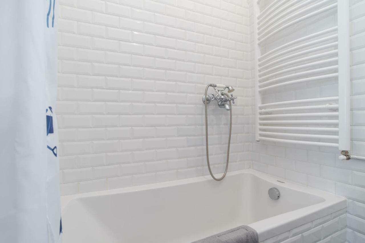 Klauzal Apartment W/3 Bedrooms, French Balcony Budapeste Exterior foto