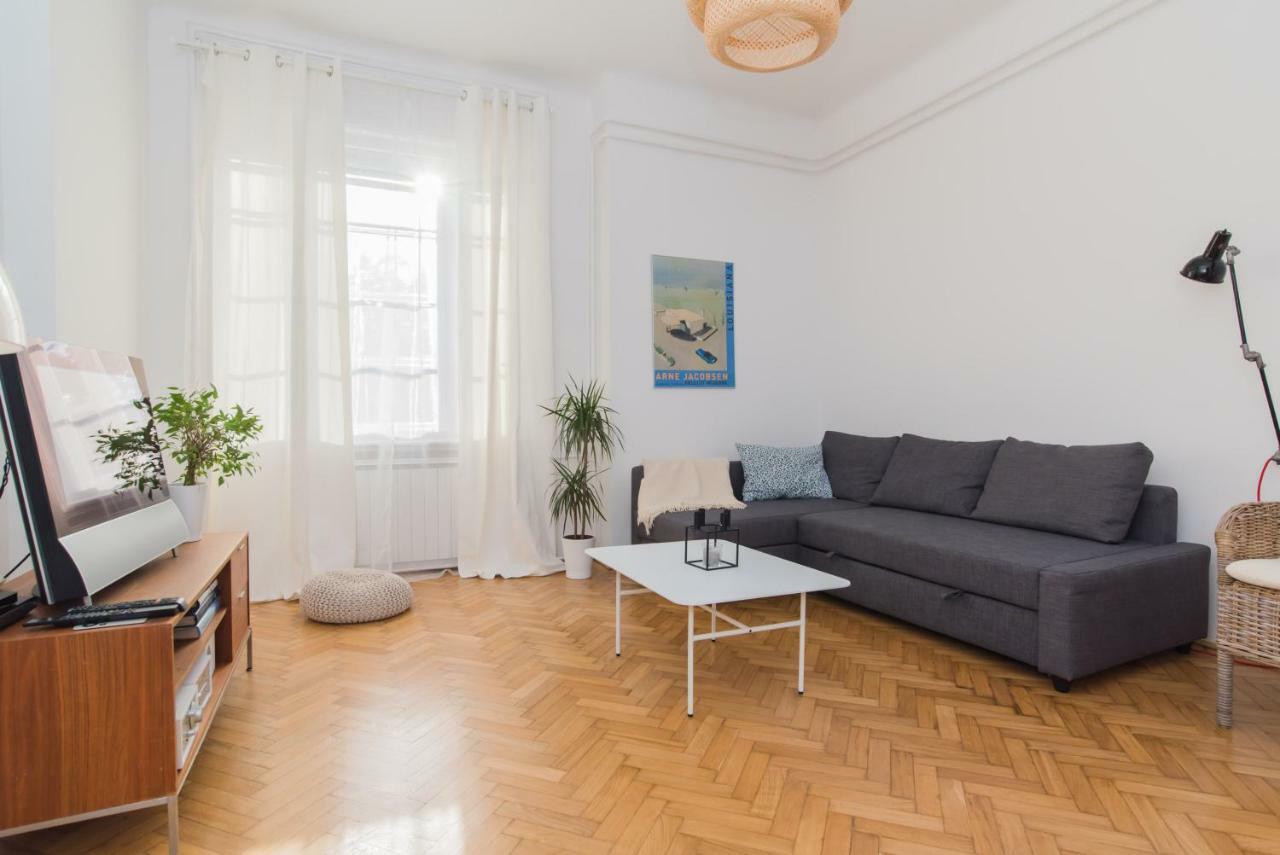 Klauzal Apartment W/3 Bedrooms, French Balcony Budapeste Exterior foto